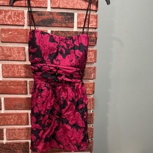 Floral Strapless top - Pink and Black